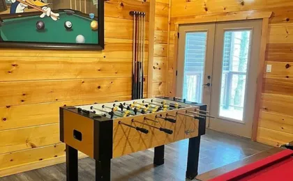 New 5K Suites Hot Tub Game Room Near Gsmnp