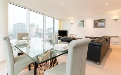 Austin David Apartments - New Island
