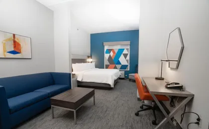 Holiday Inn Express Hotel & Suites Orange City