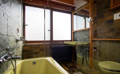 Exclusive Spacious Apartment with Expansive City Views - ST8