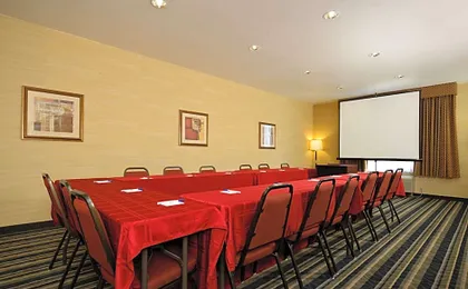 Holiday Inn Express & Suites Elk Grove West I-5 By IHG