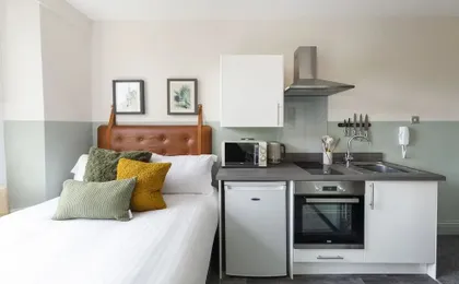 Your Apartment Clifton House