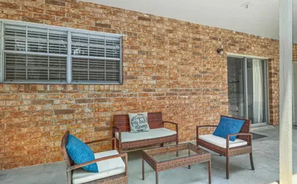 Island Suite - Walk to Downtown!