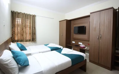Hotel White Feather