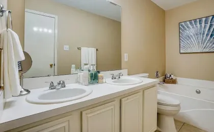Family Getaway w/ Fenced Yard in Haltom City!