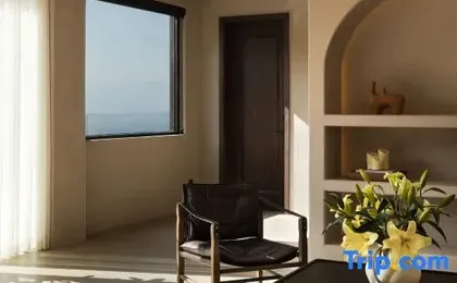 | HolidayVilla Cliff Sea View Guesthouse | holidayVilla