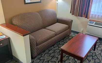Quality Inn & Suites Eldridge Davenport North