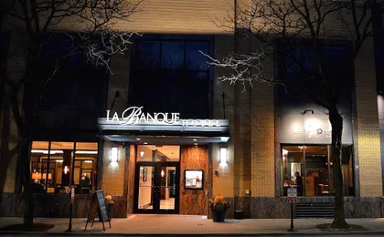 La Banque Hotel