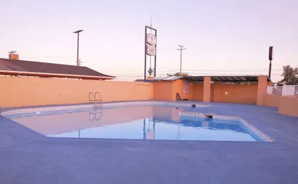 Americas Best Value Inn Hanford