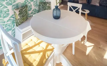 Green Leaf Apartment
