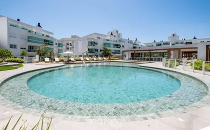Cobertura C/jacuzzi e Churrasq em Jurere Rvo401