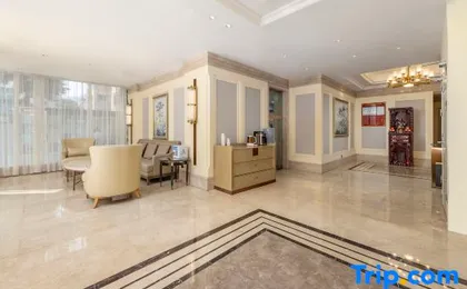 Vienna Hotel （Shenzhen Bay Airong Branch）