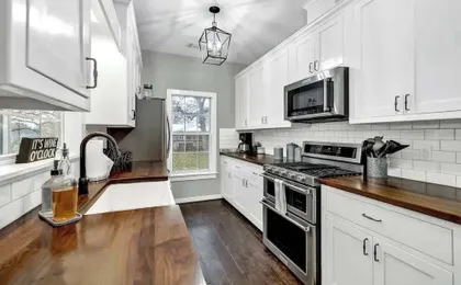 The Country Haus: Quaint Home 1 Mile From Downtown