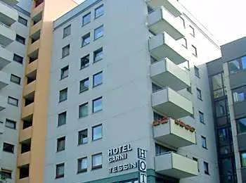 Business & Budget Hotel Tessin