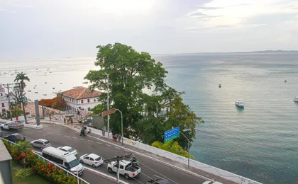 Charmoso Apt No Cloc Marina