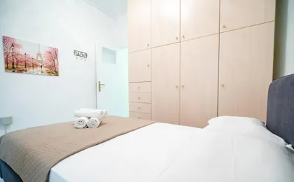 Neos Kosmos 1 Bedrm Semi-Basement Flat by Mps