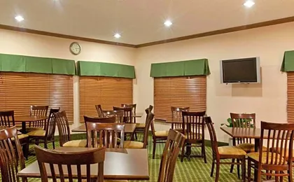 Baymont Inn & Suites Merrillville