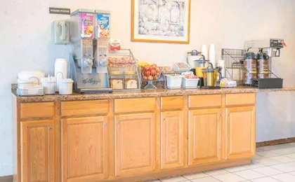 Super 8 by Wyndham Little Falls
