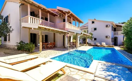 Villas Rab Palit