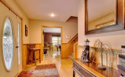 Gorgeous "Country Roads" by HoneyBearCabins 4BR 4BA, next to pool, easy drive, main strip location!