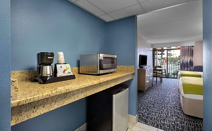 Dayton House Resort - BW Signature Collection