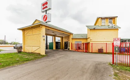 OYO Hotel San Antonio Lackland Near Seaworld