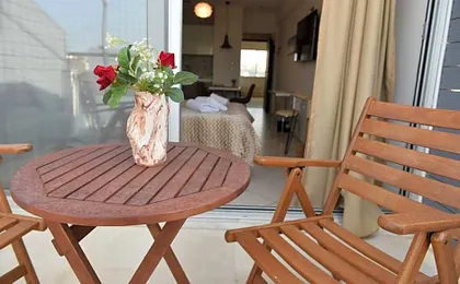 Cozy Luxury Apartment in the Heart of Athens 8-2