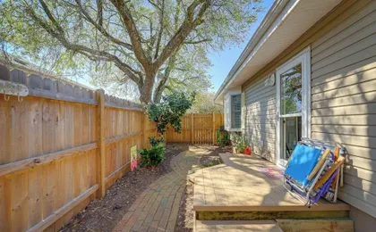 Lovely Morehead City Home w/ Fire Pit & Gas Grill