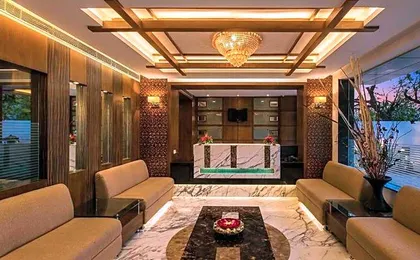 Hotel Golden Manor-City Center Bani Park