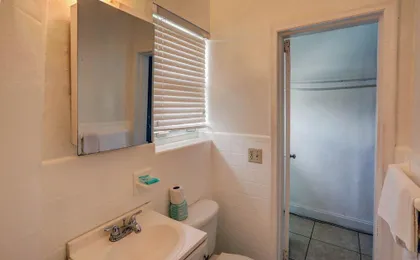 Beach & Town Motel (Adults only)