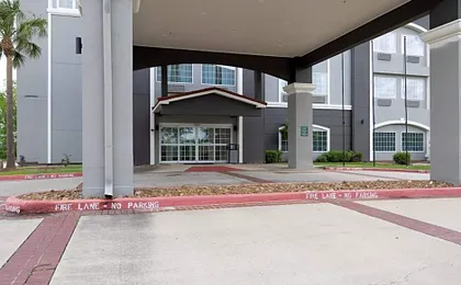 La Quinta Inn & Suites by Wyndham Pearland