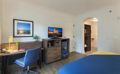 La Playa Inn