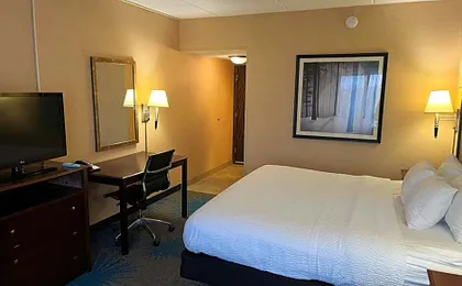 Days Inn by Wyndham Duluth Lakewalk