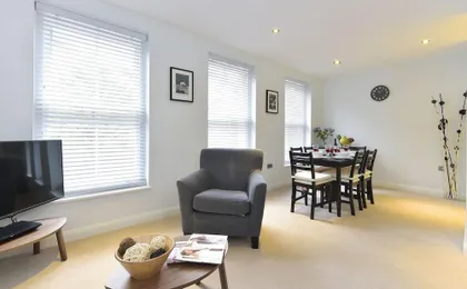 Tower Bridge City Apartments