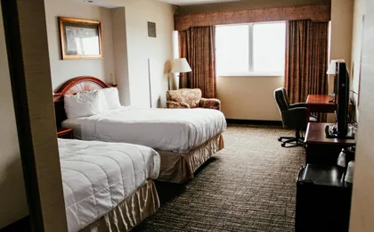 Hotel Topeka at City Center