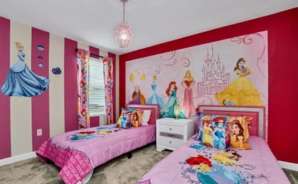 Disney Decorated Home 8min to Disneyworld Pool/spa Sleeps 22 104