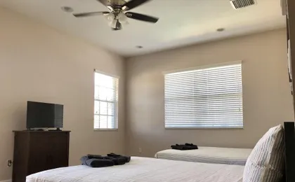 4br House 219 by Ideal Experience Vr