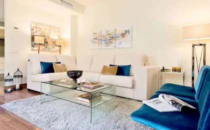 Modern Centric Duplex With Stunning Terrace Francos V