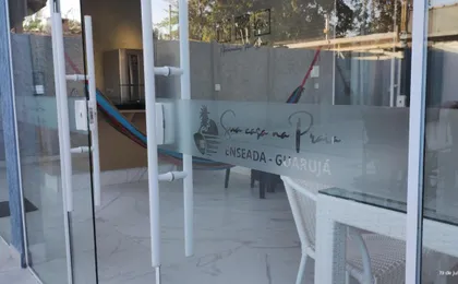 Casa Com Piscina E Hidromassagem Praia Enseada.