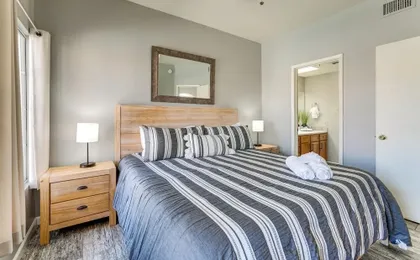 Walk to Rotary Park: Lake Havasu City Condo