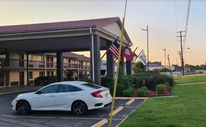 Days Inn by Wyndham West Memphis