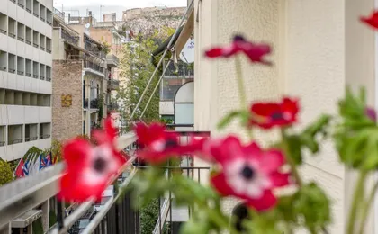 Acropolis Now! 2br in Central Athens