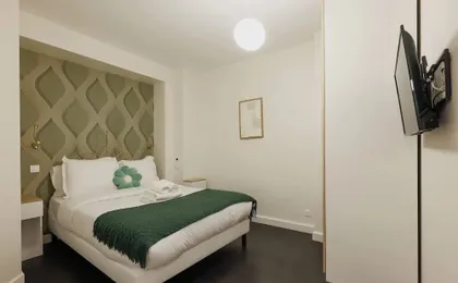 Chic et Comfort in the Heart of the Sentier