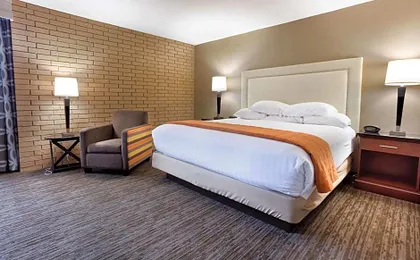 DRURY INN & SUITES KANSAS CITY AIRPORT
