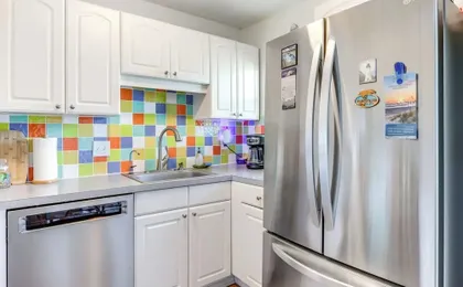 Fernandina Beach Vacation Rental: Steps to Beach!