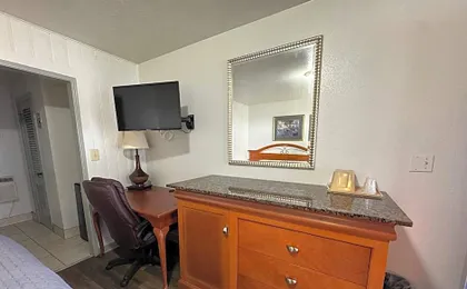 Royal Inn
