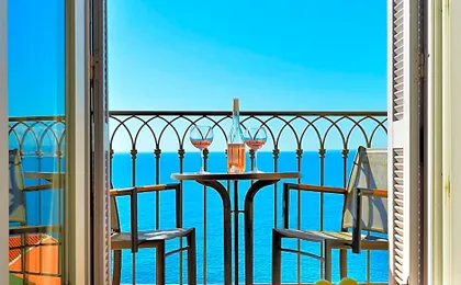 Hôtel La Pérouse Nice Baie des Anges