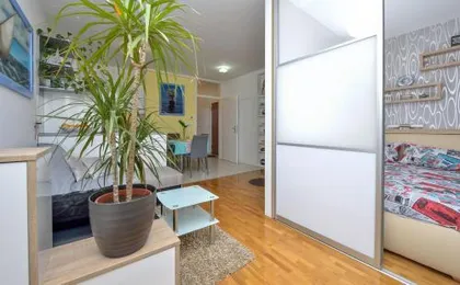 Apartment M