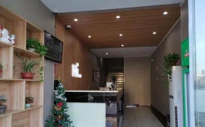 Aiba Hotel (Shanghai Songjiang First People's Hospital)