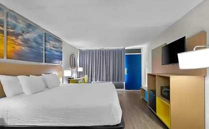 Days Inn by Wyndham Seneca